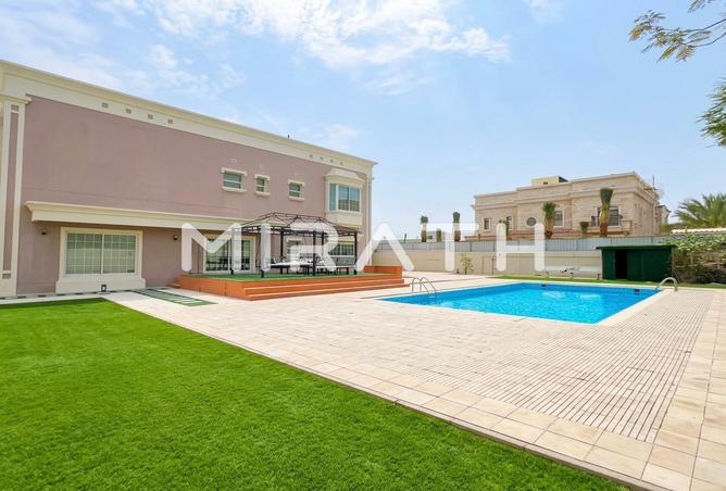 127026855 - Property Image 2