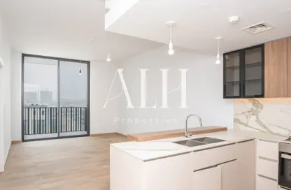 Apartment - 1 Bedroom - 2 Bathrooms for rent in Hamilton House - District 14 - Jumeirah Village Circle - Dubai
