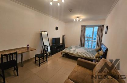 Apartment - Studio - 1 Bathroom for rent in Goldcrest Executive - JLT Cluster C - Jumeirah Lake Towers - Dubai