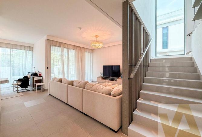 16227001 - Property Image 3