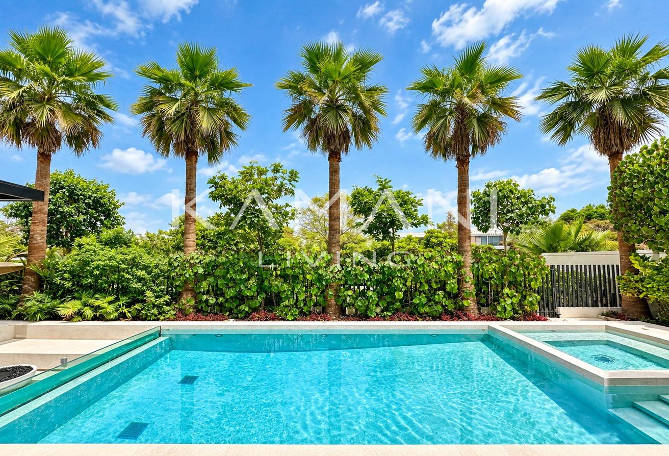 Vacant Now | Pool & Park View | Upgraded photo 4