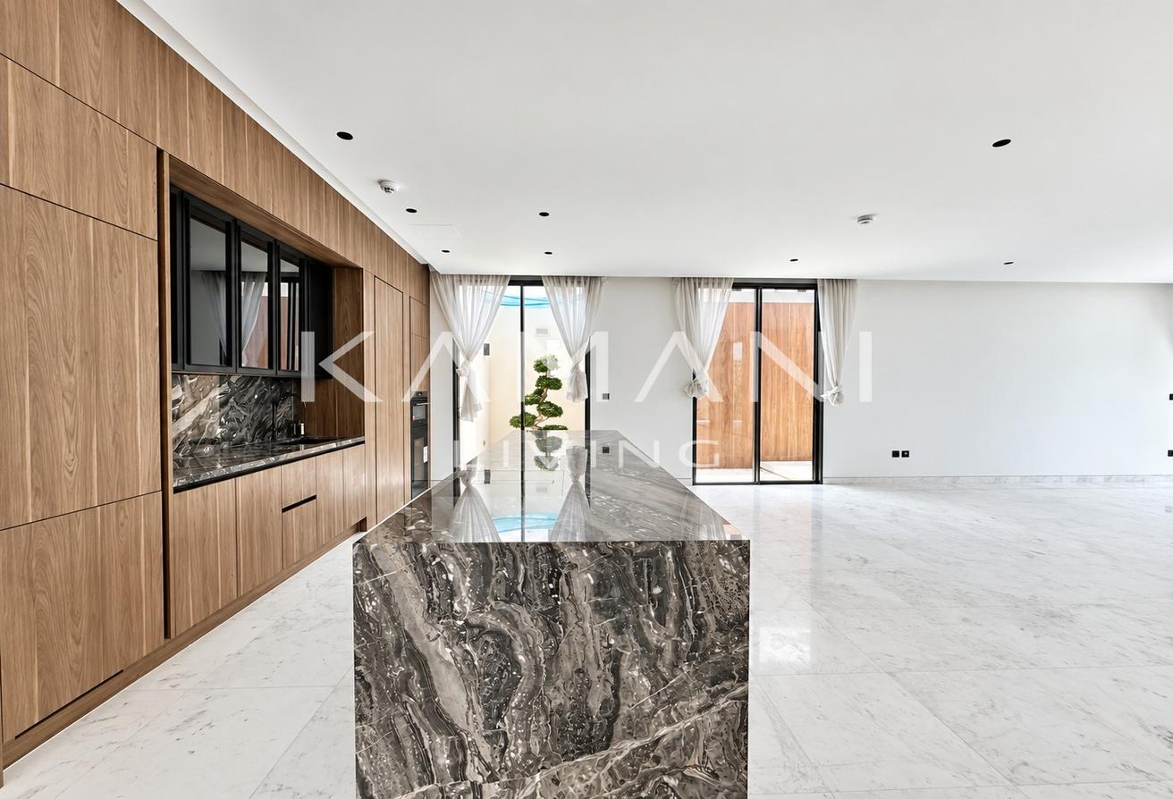 Vacant Now | Pool & Park View | Upgraded photo 6