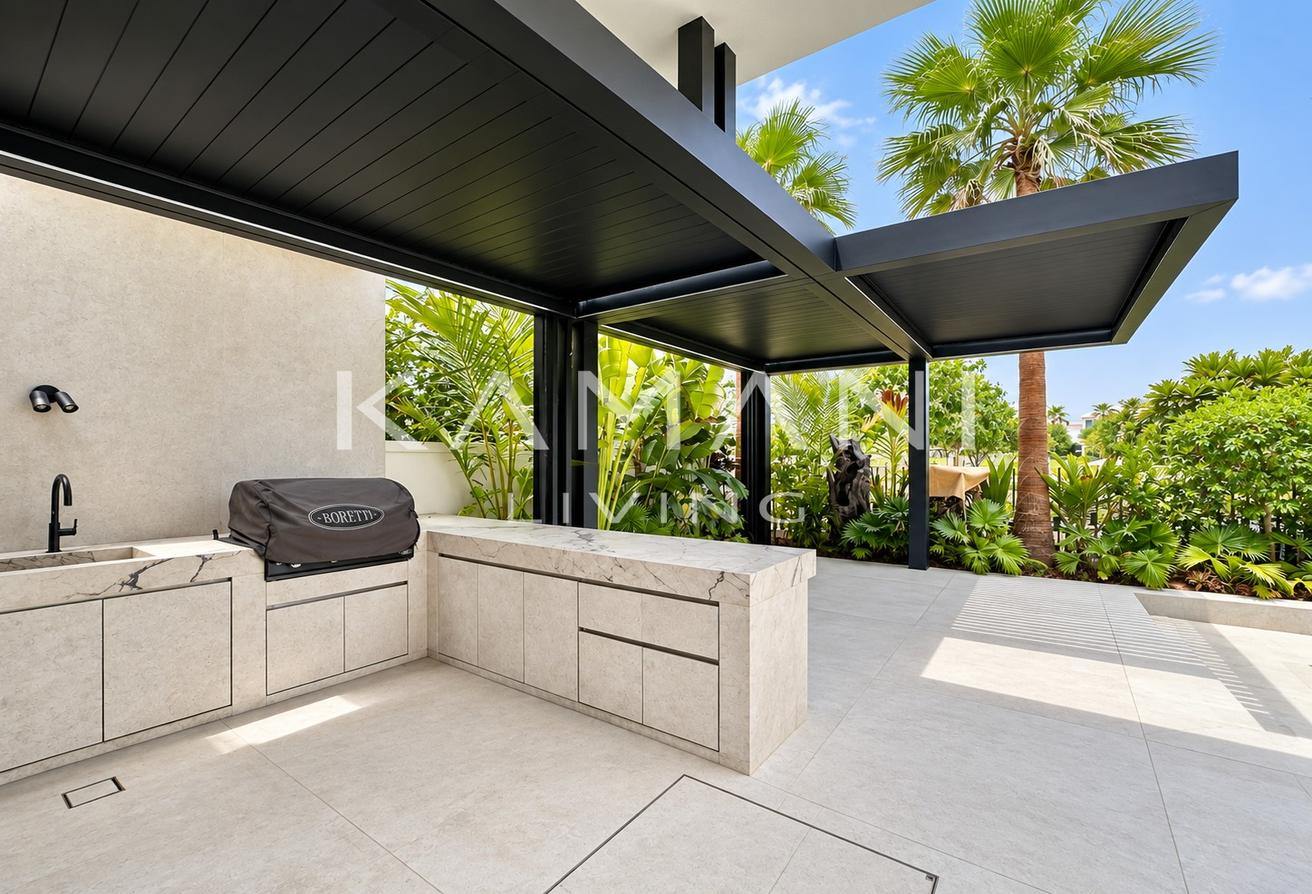Vacant Now | Pool & Park View | Upgraded photo 16