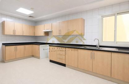 Apartment - 2 - 2 for rent in Al Hudaiba - Bur Dubai - Dubai