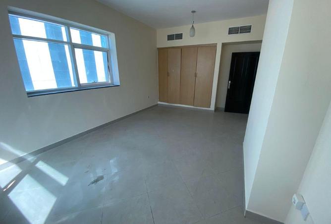 74646282 - Property Image 2