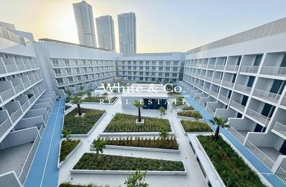 Apartment - Studio - 1 Bathroom for rent in Luma 22 West Tower - Luma 22 - District 10 - Jumeirah Village Circle - Dubai