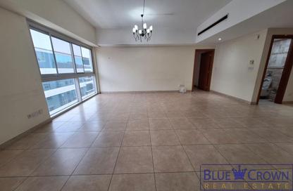 Apartment - 2 Bedrooms - 3 Bathrooms for rent in Blue Waves Residence - Al Mankhool - Bur Dubai - Dubai
