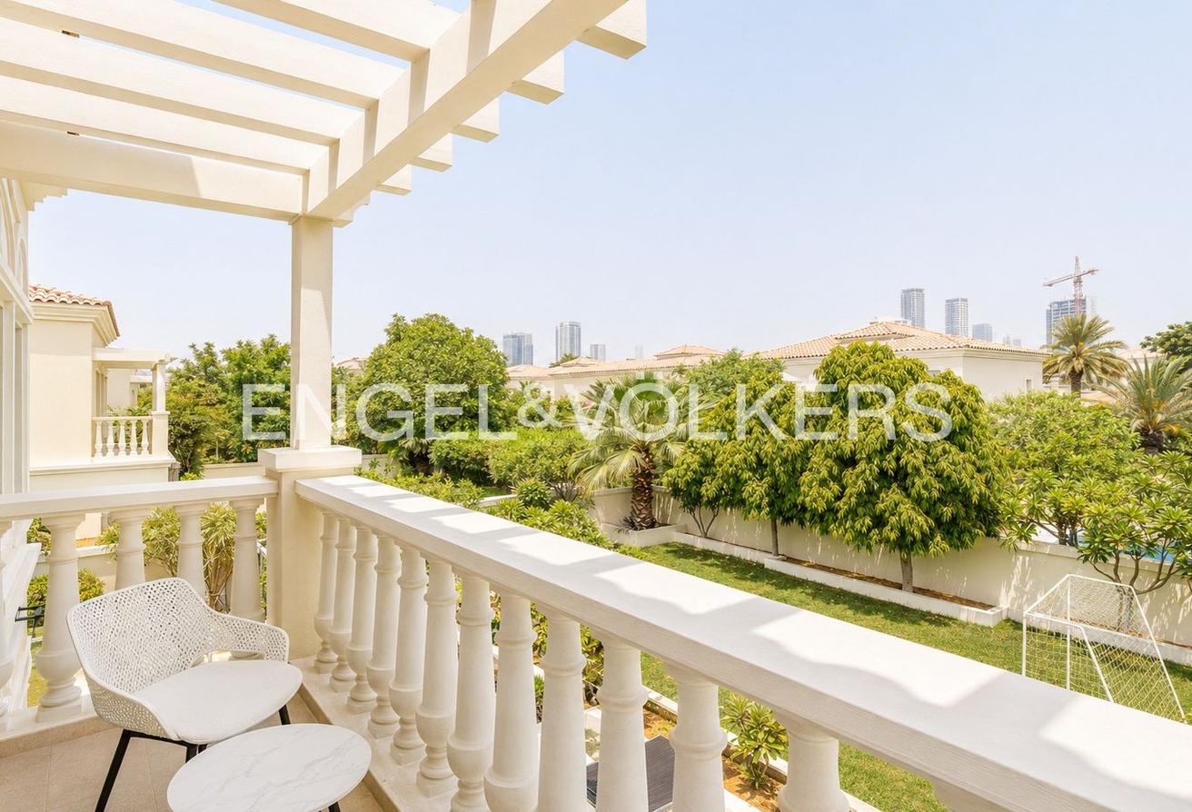 Fully Upgraded | Furnished | Quiet | Vacant photo 15
