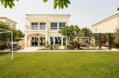 Villa - 3 Bedrooms - 4 Bathrooms for rent in District 8 - Jumeirah Village Triangle - Dubai