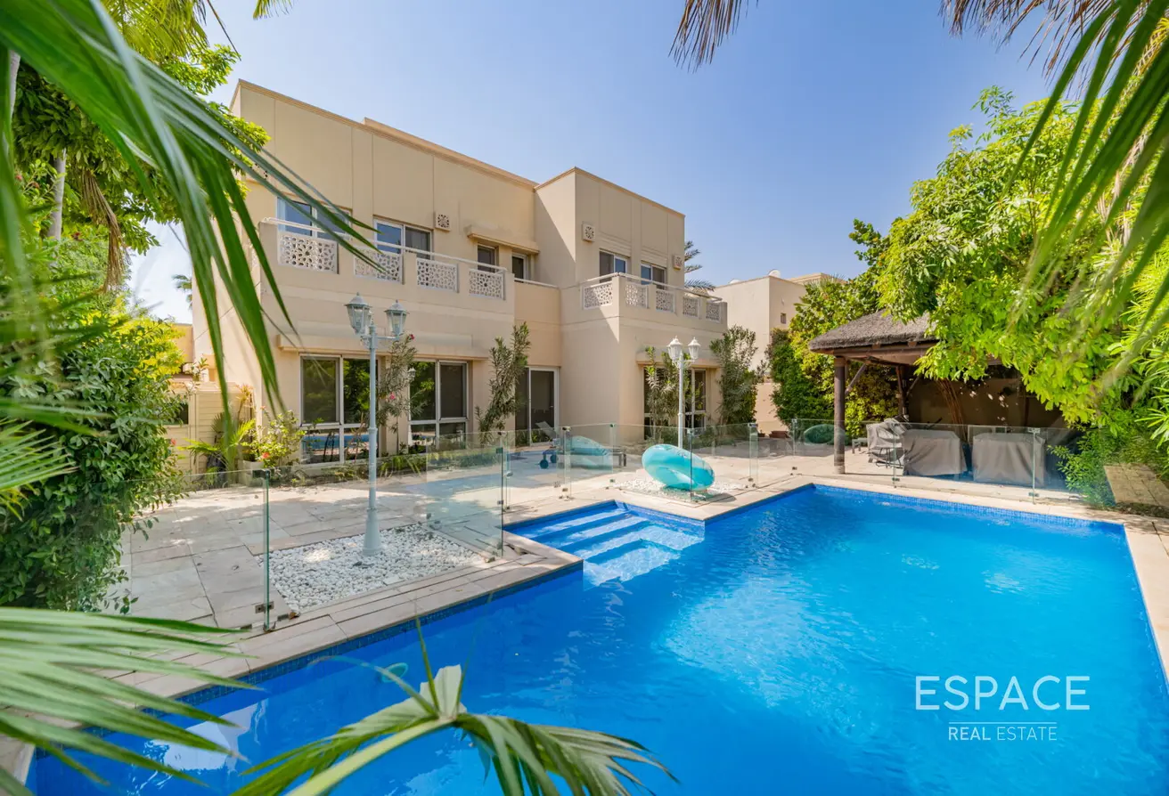 165047630 - Property Main Image