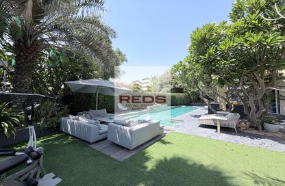 Villa - 4 Bedrooms - 5 Bathrooms for sale in Meadows 1 - Meadows - Dubai