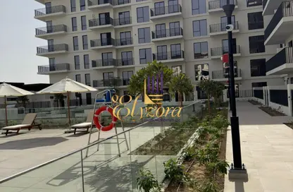 Apartment - 1 Bedroom - 2 Bathrooms for rent in The Hamilton - Town Square - Dubai