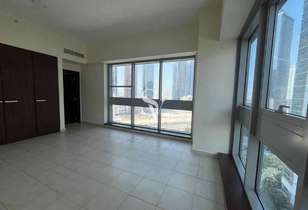 SZR VIEW | READY TO MOVE | NEXT TO METRO photo 6