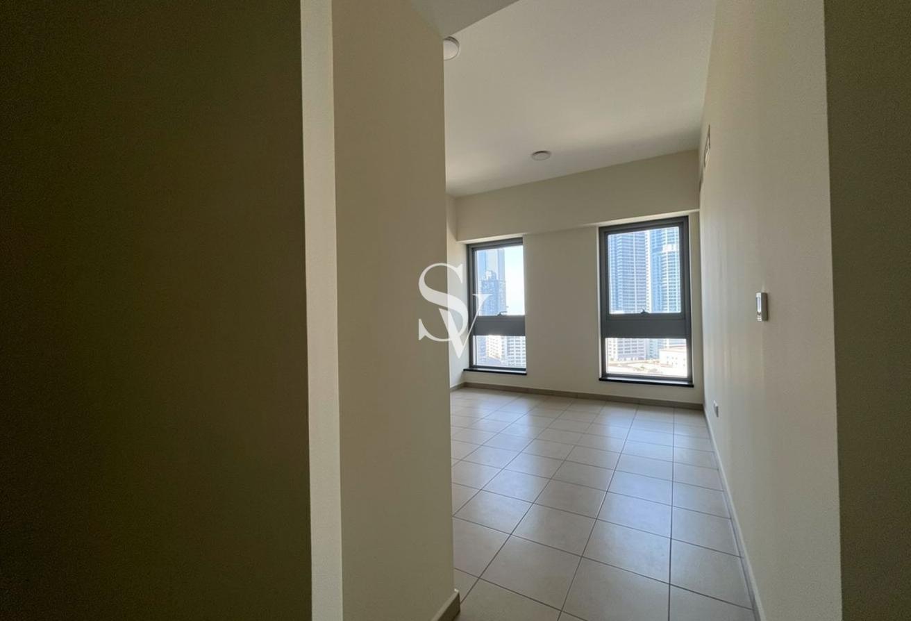 SZR VIEW | READY TO MOVE | NEXT TO METRO photo 2