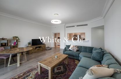 Apartment - 2 - 2 for sale in Abu Keibal - Shoreline Apartments - Palm Jumeirah - Dubai