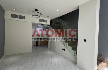 Townhouse - 1 - 2 for rent in Rukan 3 - Rukan - Dubai