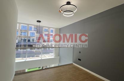 Townhouse - 1 - 2 for rent in Rukan 3 - Rukan - Dubai