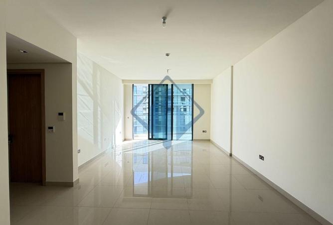 74250417 - Property Image 3