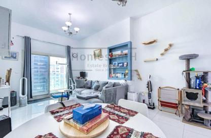 شقة - غرفة نوم - 2 حمامات للبيع في مساكن النخبة رقم 2 - مساكن النخبة الرياضية - مدينة دبي الرياضية - دبي