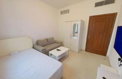 Apartment - Studio - 1 Bathroom for rent in Delma Street - Al Mushrif - Abu Dhabi