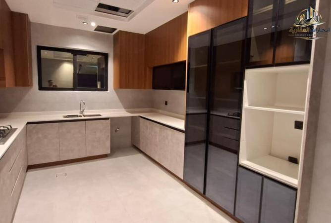 108183456 - Property Image 3