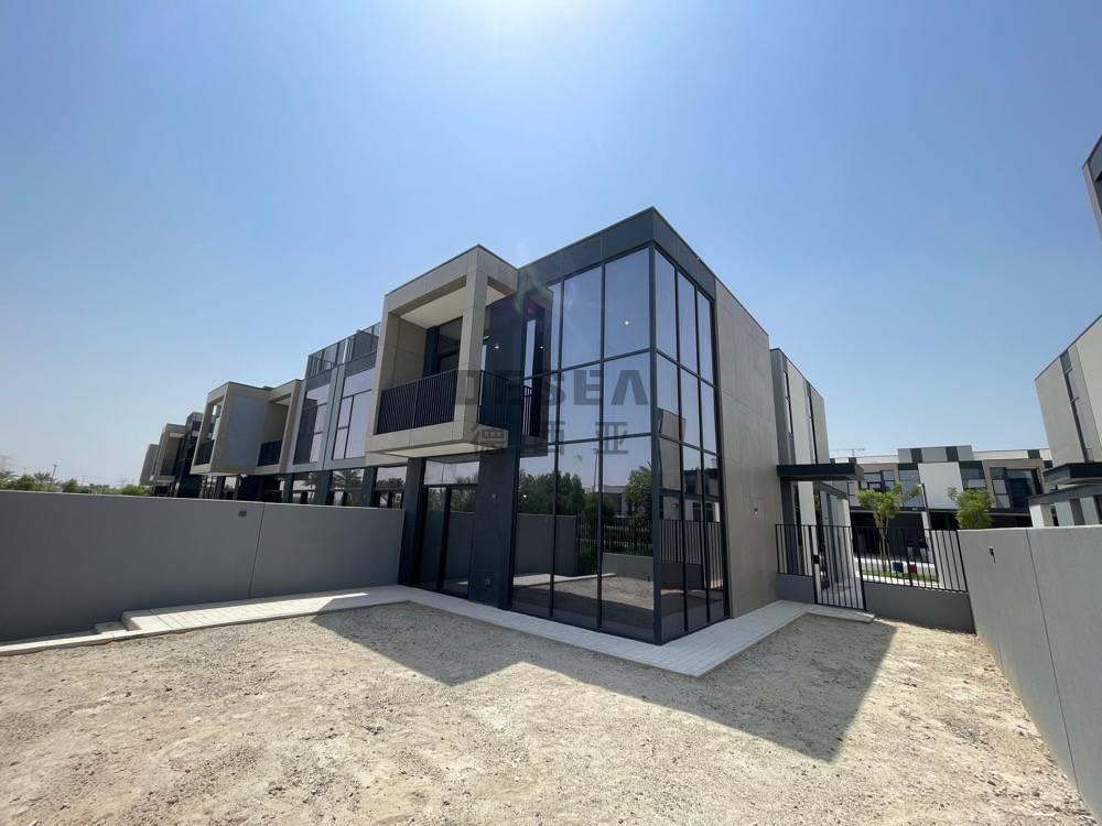 4BR + Maid  | Ready to Move In  | Corner Unit