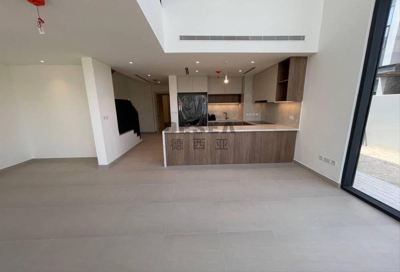 4BR + Maid | Ready to Move In | Corner Unit photo 4