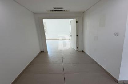 Apartment - 2 Bedrooms - 3 Bathrooms for rent in Al Ghadeer - Abu Dhabi Apartment - 2 Bedrooms - 3 Bathrooms for rent in Al Ghadeer - Abu Dhabi
