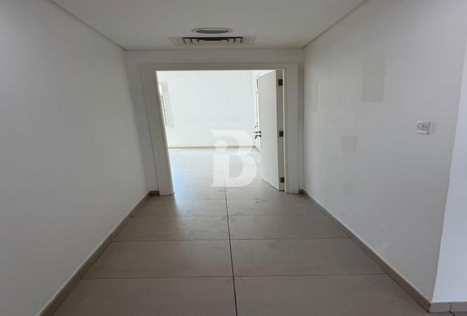 100385749 - Property Image 2