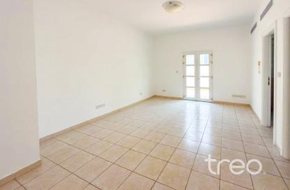 Villa - 3 Bedrooms - 3 Bathrooms for rent in Meadows 1 - Meadows - Dubai