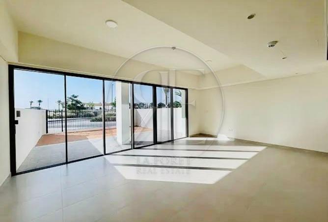 104699856 - Property Image 2
