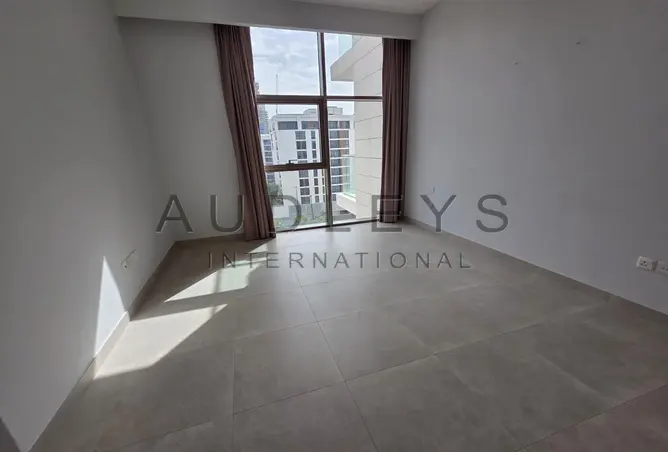 104120214 - Property Image 3