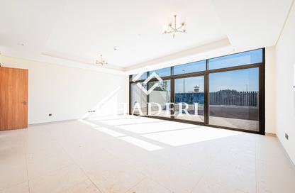 Villa - 5 Bedrooms - 6 Bathrooms for rent in 180 Degrees Villas - Liwan - Dubai Villa - 5 Bedrooms - 6 Bathrooms for rent in 180 Degrees Villas - Liwan - Dubai
