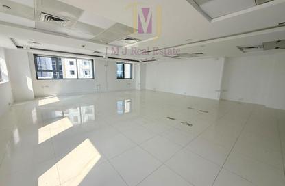 Office Space - Studio - 1 for rent in Executive Tower D (Aspect Tower) - Executive Towers - Business Bay - Dubai Office Space - Studio - 1 for rent in Executive Tower D (Aspect Tower) - Executive Towers - Business Bay - Dubai