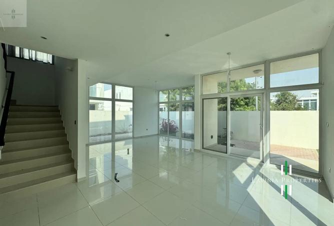 2OlzLQWwOSe - Property Image 3