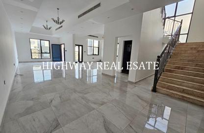 Villa - Studio - 6 Bathrooms for rent in Al Jazzat - Al Riqqa - Sharjah