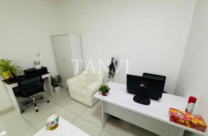 Office Space - Studio - 1 for rent in Al Fajer Complex - Oud Metha - Bur Dubai - Dubai