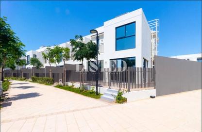 Villa - 3 Bedrooms - 4 Bathrooms for rent in Falcon Island North - Falcon Island - Al Hamra Village - Ras Al Khaimah Villa - 3 Bedrooms - 4 Bathrooms for rent in Falcon Island North - Falcon Island - Al Hamra Village - Ras Al Khaimah