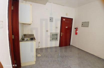 Apartment - Studio - 1 Bathroom for rent in Fire Station Road - Muwaileh - Sharjah Apartment - Studio - 1 Bathroom for rent in Fire Station Road - Muwaileh - Sharjah