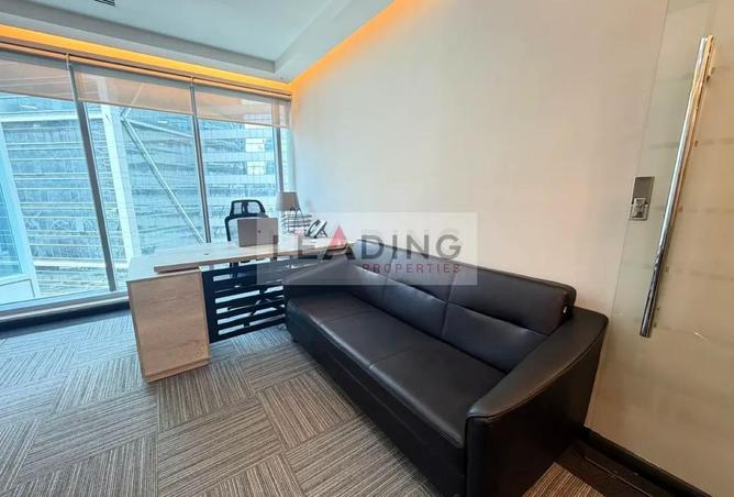 98710823 - Property Image 3