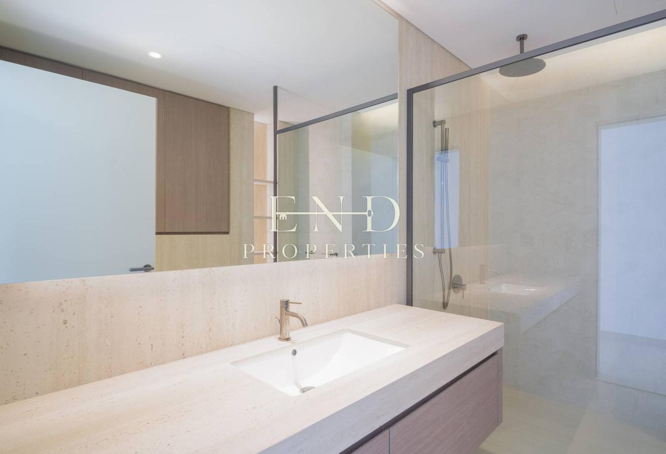 1 MONTH FREE | Mid Floor | Brand New | Luxury photo 9