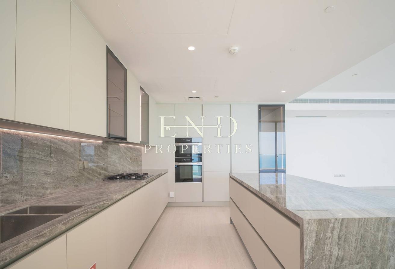 1 MONTH FREE | Mid Floor | Brand New | Luxury photo 4