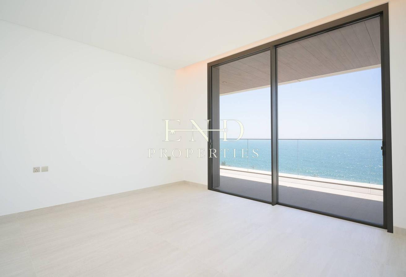 1 MONTH FREE | Mid Floor | Brand New | Luxury photo 6