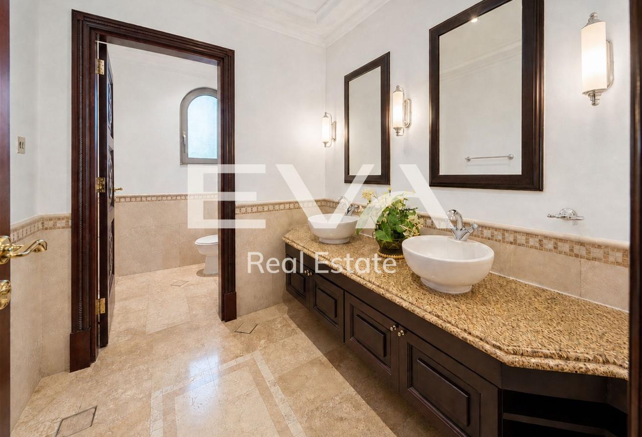 GARDEN LOBBY | PRIVATE BEACH | AVAILABLE OCT photo 9