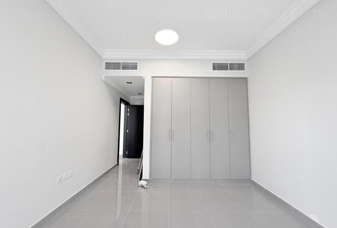 94000723 - Property Image 2