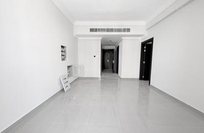 Apartment - 1 Bedroom - 2 Bathrooms for rent in Al Tay commercial - Al Tai - Sharjah