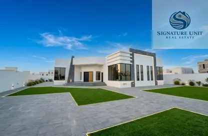 Villa - 4 Bedrooms - 6 Bathrooms for rent in Wadi Alshabak - Dubai