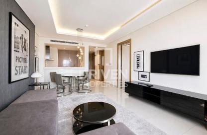 Apartment - 1 Bedroom - 2 Bathrooms for sale in Tower B - Damac Towers by Paramount - Business Bay - Dubai