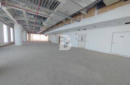 Full Floor - Studio for rent in The Bay Gate - Business Bay - Dubai