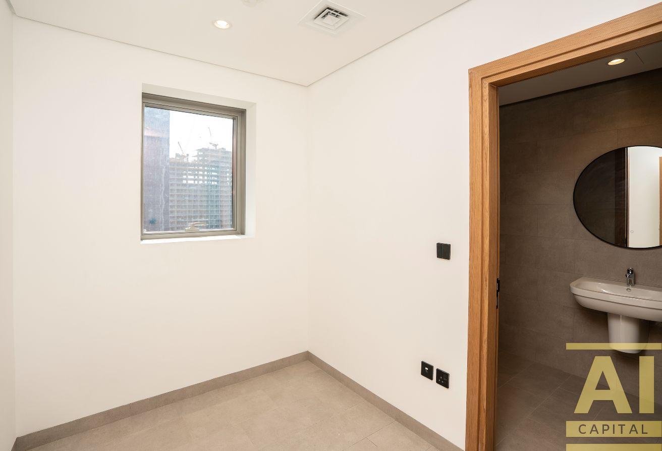 Massive 3 Bedroom | Maids Room | Huge Balcony photo 16